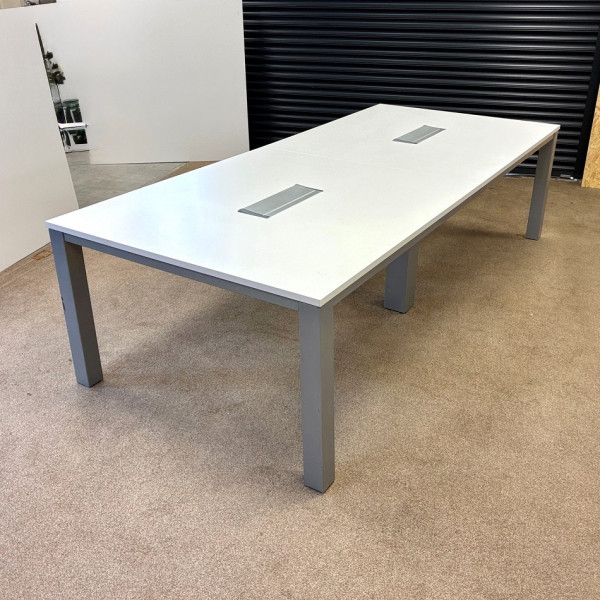 2.8m Boardrrom Table