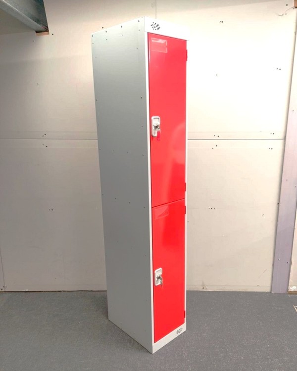 6854 LOC Locker 1