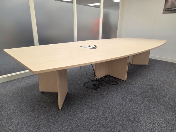 7304 TBR Barrel Shaped Table